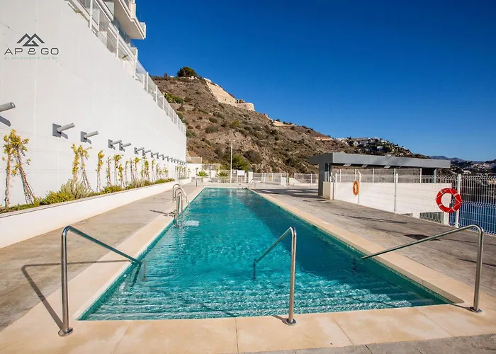 Icon Deluxe Marina Views Apartment La Herradura (Granada)